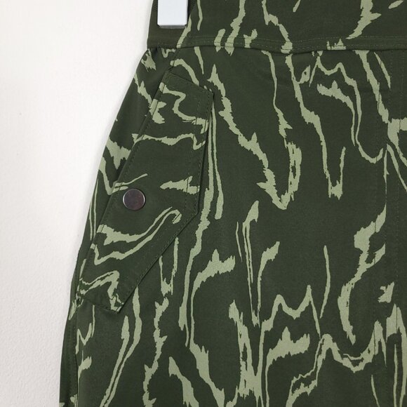 Athleta Green Cargo Skort - Picture 2 of 11